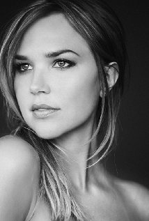 Arielle Kebbel Photo